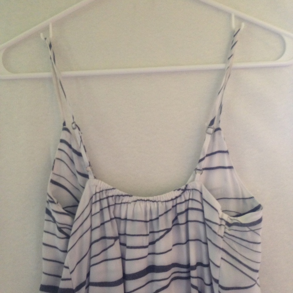 Alice + Olivia Top - Picture 4 of 9